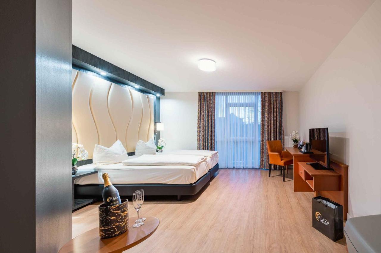 Ascari Parkhotel Pulheim Bagian luar foto