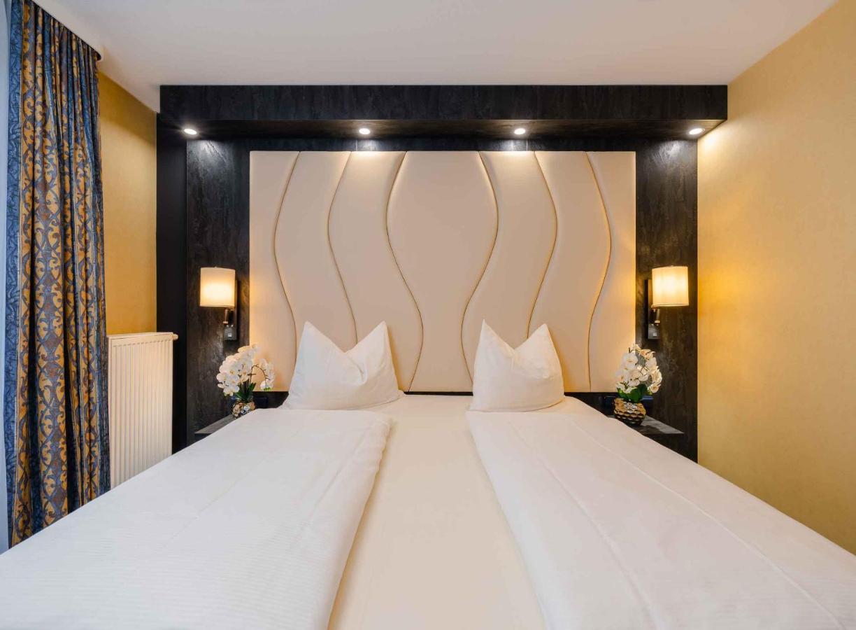 Ascari Parkhotel Pulheim Bagian luar foto