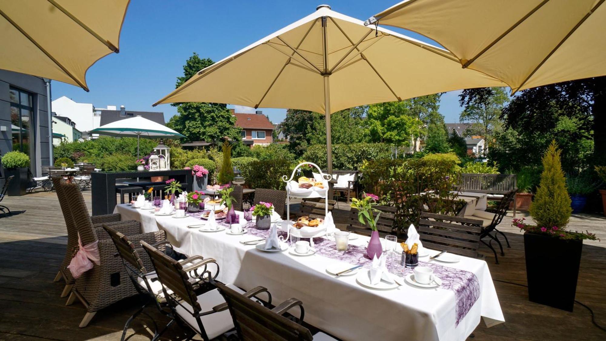 Ascari Parkhotel Pulheim Bagian luar foto